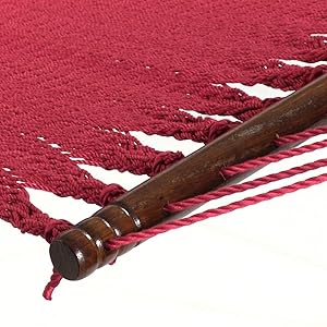end of hammock with polyester rope and spreader bar