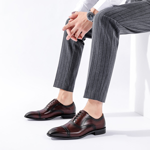 Amazon | ビジネスシューズ 本革 メダリオン 革底 ストレート