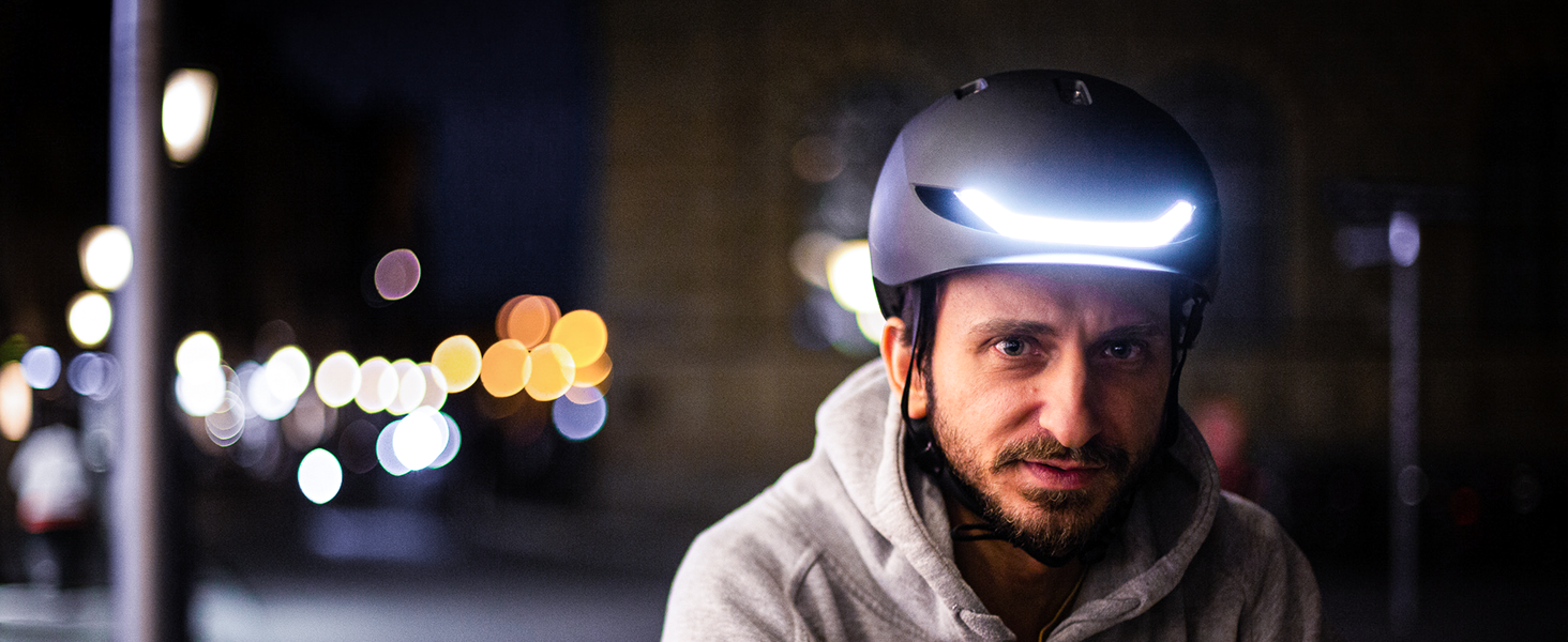 Amazon Com Lumos Matrix Smart Helmet Jet White Urban Skateboard Scooter Bike Accessories Adult Men Women Front And Rear Led Lights Turn Signals Brake Lights Bluetooth Connected Sports Outdoors