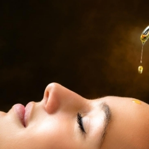 face oil therapeutic massage massaging body essential oil carrier oil for skin cleanser moisturizer