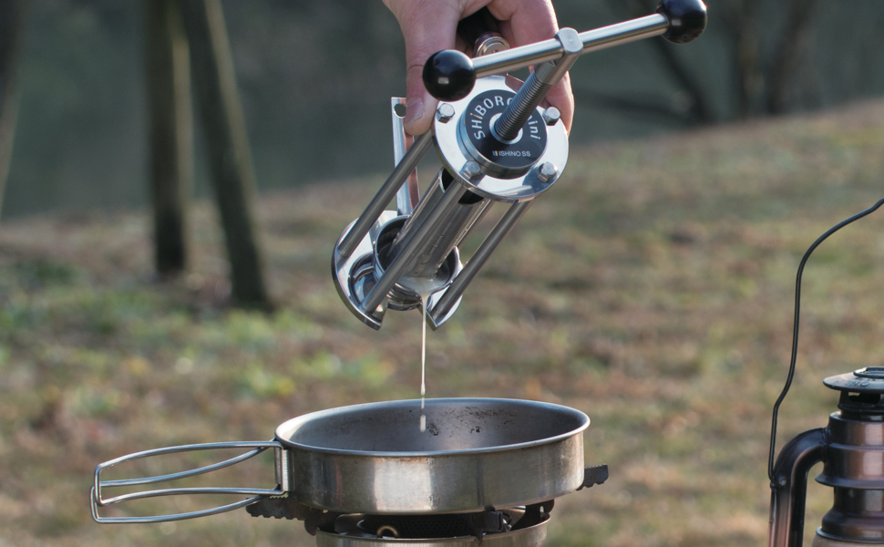 Amazon | 搾油機 油しぼり機【 SHiBORO-mini 】手動式/家庭用