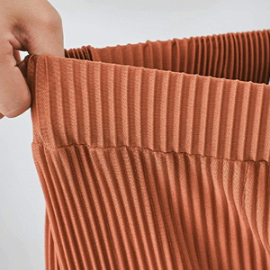 リラックスパンツ