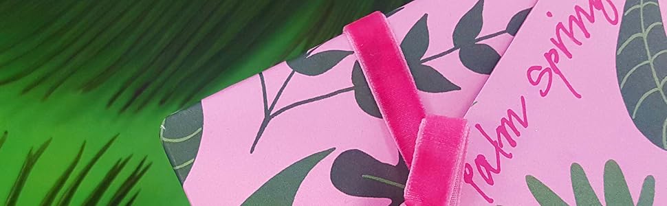 bomb cosmetics palm springs gift pack