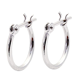 プラチナ フープピアス