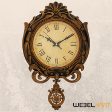 पेंडुलम के साथ दीवार घड़ी