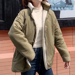 軽くて暖かい、トレンド感のあるボアブルゾンは アウターとしての保温性は抜群＆軽い着心地で ノンストレスで着用できるのが嬉しいポイント。