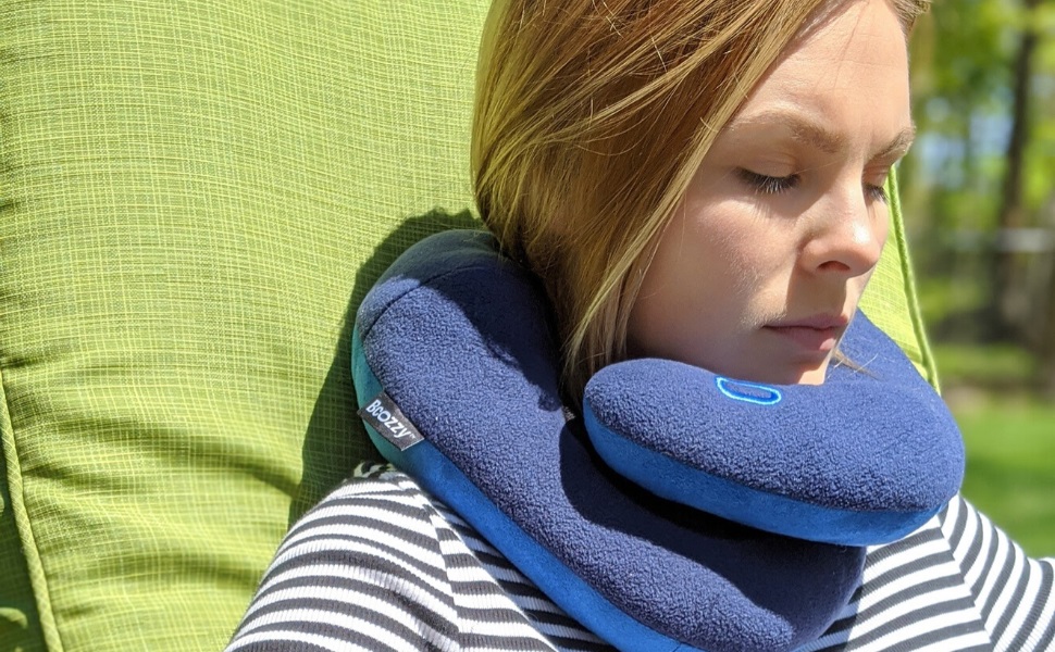 BCOZZY Chin Supporting Travel Neck Pillow Classic Home