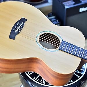 Tanglewood Roadster II TWR2 O Acoustic Guitar, 6 Strings, Orchestra, Natural Satin Finish 7 SPN-UGL