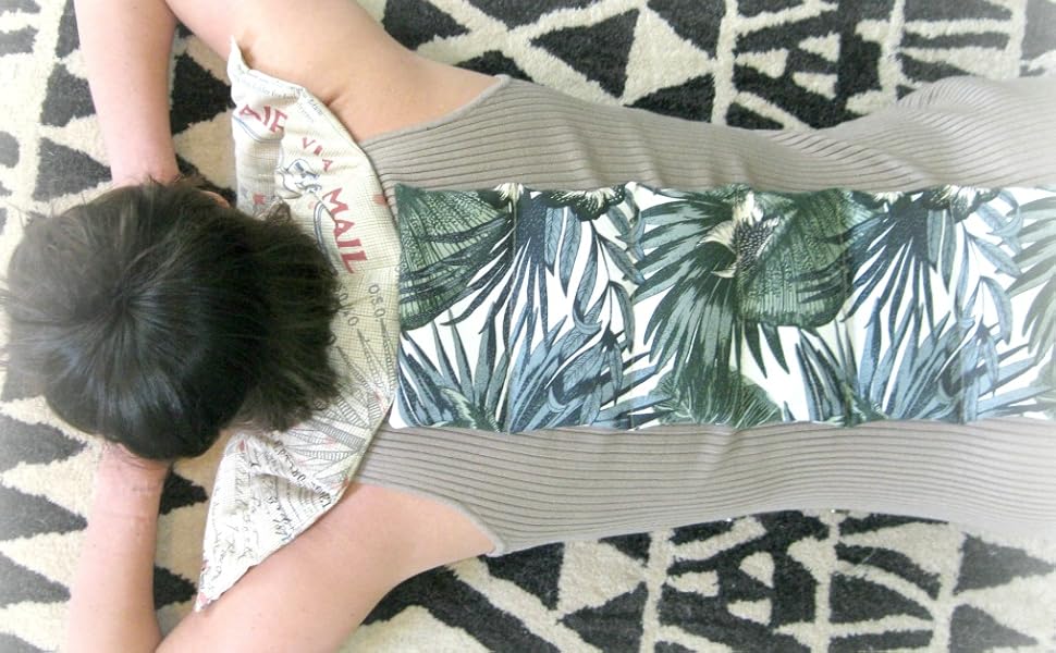 LOVEwrap flax seed unscented neck and shoulder wrap microwavable soothing warming pain relief usa