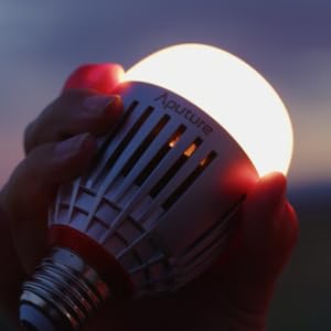 Amazon | Aputure Accent B7C 撮影電球 LED撮影ライト 7W RGBWW