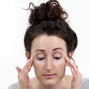 skin antiaging wrinkles pores clean moisturize serum aha bha cream toner exfoliate spf pimples clog