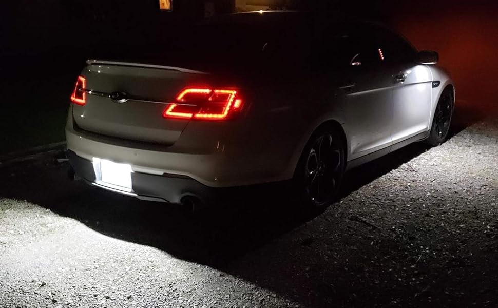 2011 ford focus license plate light