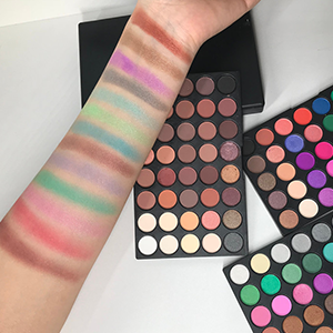 palette colors on hand 