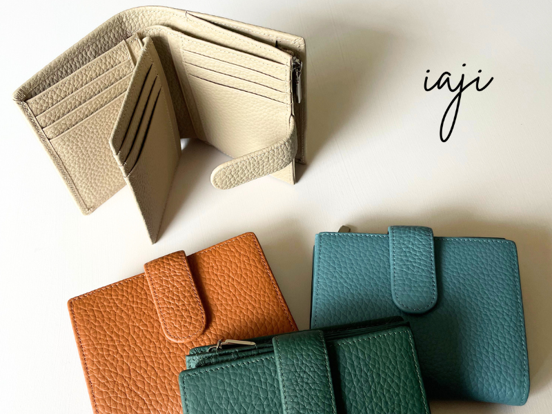 iaji ブラウンレザー ミニ財布 新品 定価5 880円 モカブラウン色 Iaji 本革 コンパクト 財布 二