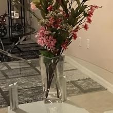 bouquet floral arrangement WGV clear glass vase container