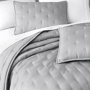 Chezmoi Collection Milo King Size Light Gray Soft Cooling Rayon Bamboo Polyester Quilt Light Gray King SizeSoft Cooling 78b05ba6 4c05 462a Bfb5 Adb89ee78a36. CR53,0,1894,1894 PT0 SX300 V1