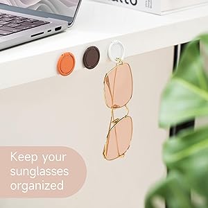 Amazon｜壁掛けサングラスホルダー | 6 個のメガネ壁掛け