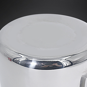 Runder Edelstahlboden macht es einfach zu waschen.