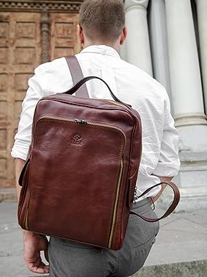 BROWN LEATHER BACKPACK