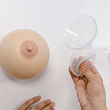 Haakaa Manual Breastpump Saver with Suction Base 4oz/100ml