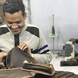 handmade handcrafted premium quality genuine leather laptop Messenger bags handcrafted by Indians