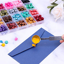 Paxcoo Sealing Wax Kit with Wax Seal Beads, Wax Seal Stamp, Wax Seal  Warmer, Wax Spoon, Envelopes and Tealight Candles for Letter Sealing