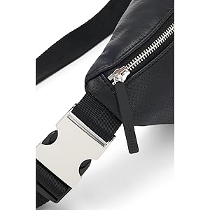 HUGO パンチング　ベルトバッグ HUGO パンチング ベルトバッグ HUGO パンチング ベルトバッグ