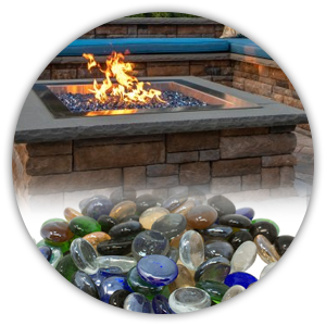 transparente Kieselsteine, Glas, hitzebeständig, feuerfest, Kristall, glatt poliert.