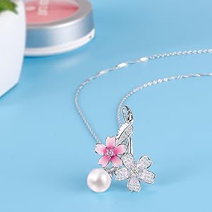 Women's Necklace