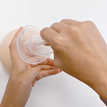 Haakaa Manual Breast Pump with Base 5oz/150ml+Lid