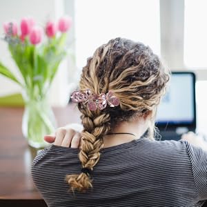 ストーン付きピンクヘアクリップ Amazon | LALAFINA くちばしクリップ ダッカール クリップピン