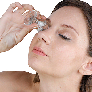 Proper cupping of eyes