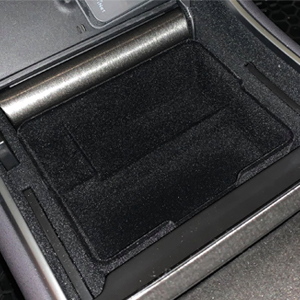 CENTER CONSOLE TRAY