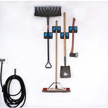 Montaje en rack de herramientas de garaje