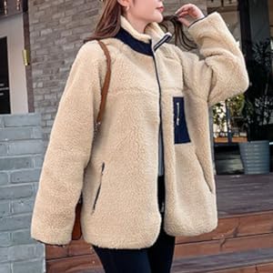 ゆるっと女性らしいシルエットに。