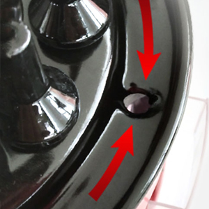Bottom oil filter