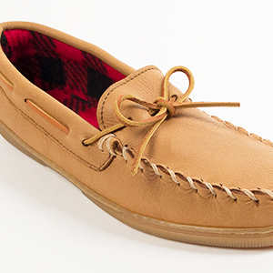 Minnetonka moose moccasins Clearance