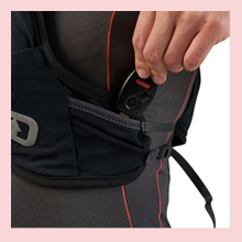 ウォーキング・ランニングウェア ULTIMATE DIRECTION MARATHON VEST Ultimate Direction MARATHON VEST V2 Running Hydration Vest