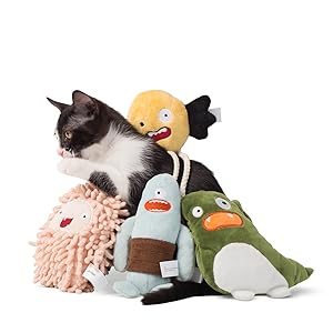 個性的な猫用ぬいぐるみ