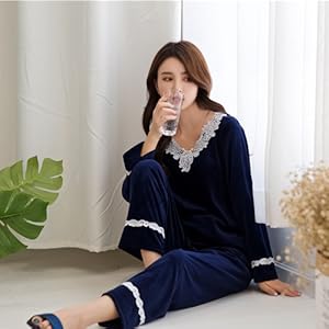 pajamas for women