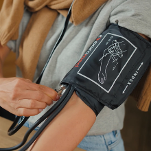 Paramed Blood Pressure Cuff - Manual Sphygmomanometer -18 Paramed Blood Pressure Cuff - Manual Sphygmomanometer -18
