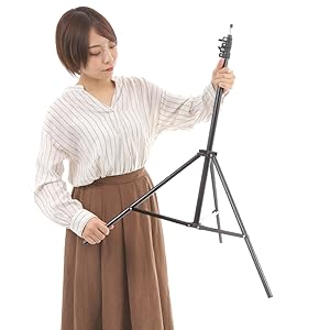 Amazon Co Jp 160cm 三脚 スマホスタンド 長い 高い 伸びる スマホ 携帯 スタンド スマホ三脚 自撮り棒 Iphone アンドロイド Iphoneスタンド 自撮り 軽量 コンパクト スマホ用三脚 便利 三脚スタンド スマホ三脚スタンド 家電 カメラ