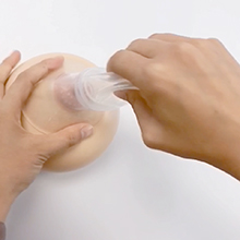 Haakaa Manual Breastpump Saver with Suction Base 4oz/100ml