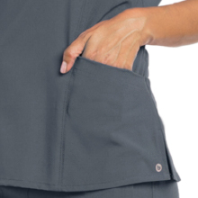 Front pockets and side vents shown on Barco One 5105 scrub top