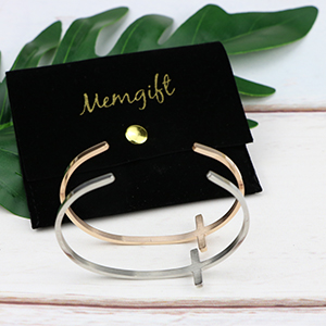 MEMGIFT cross bracelet 