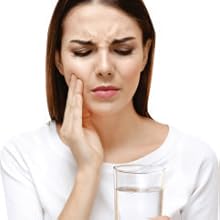 mouthwash for sensitivity,sensitive teeth,best mouthwash,herbal mouthwash,mouthwash to buy
