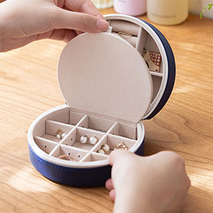 Small manufacture image 1