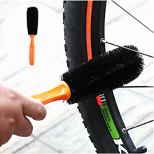 Wheel brush