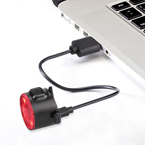 chargement de la lumière du vélo via port usb sur les ordinateurs portables