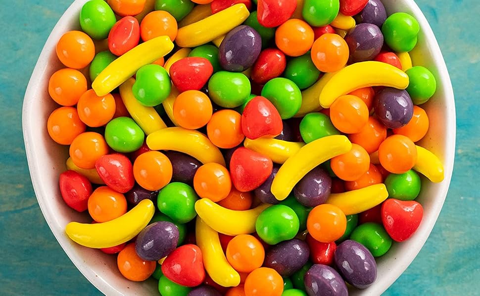 Runts Candy Theatre Boxes 12 Pack Fruit Shaped Fruity Flavoured Candies, (5oz/141.7g x 12